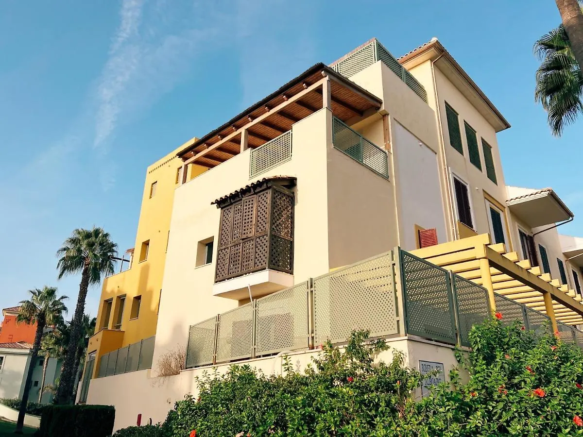 Sotogrande Alboaire- Waterfront Luxury 4 Bedroom Apt In The Marina Of Sotogrande