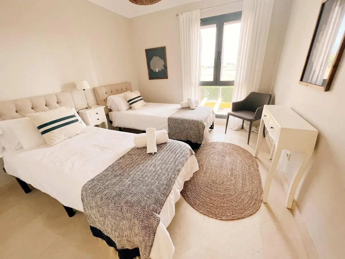 Sotogrande Alboaire- Waterfront Luxury 4 Bedroom Apt In The Marina Of Sotogrande Apartament